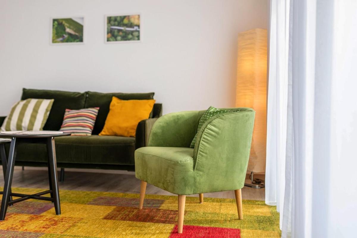Ferienwohnung Am Enzufer Mit Balkon In Bad Wildbad Im Schwarzwald エクステリア 写真